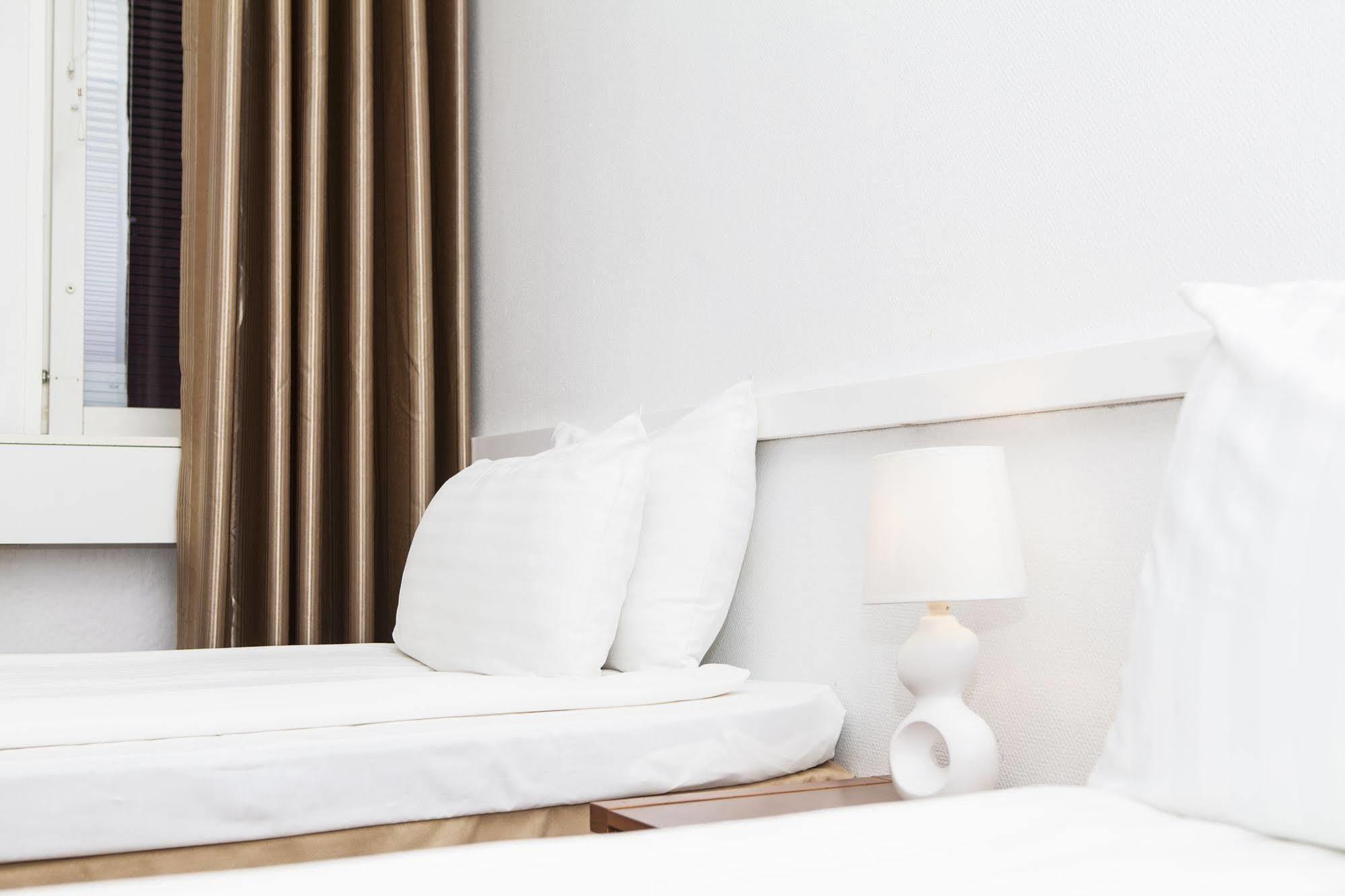 älvsjö Hotell 3*